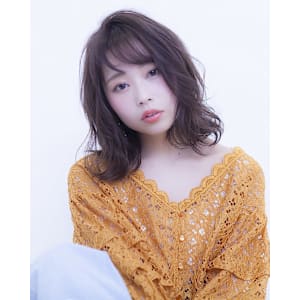 鎖骨レングス×カールスタイル