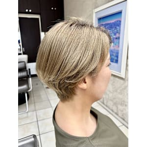 ショート×ベージュ