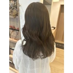 色落ちまで綺麗な赤み消しオリーブベージュ＊