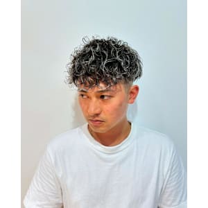 横浜メンズパーマメッシュパーマハイライトパーマスペインカール - CREA men's 横浜能見台【クレアメンズ】【クレアメンズヨコハマノウケンダイ】掲載中