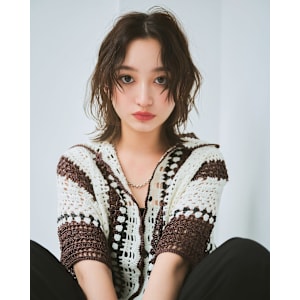 顔まわりカット波ウェーブ