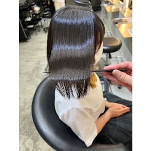 Lond one 三宮元町【ロンドワン】×ミディアム