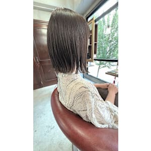 切りっぱなしボブ