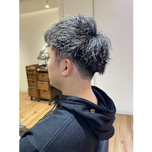 スパイラルパーマのメンズスタイル　［久米川美容室］