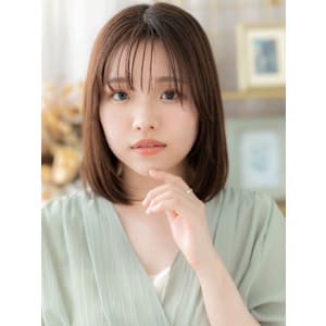 流し前髪アッシュオリーブ内巻きワンカール　カーキベージュ