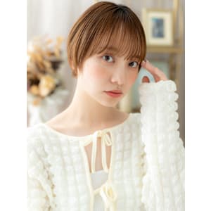 ヘルシースタイル前下がりミニマムショート　カーキベージュ