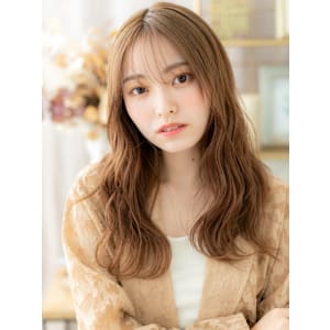 波巻きウェーブ大人ガーリーフェミニンロング　ベージュピンク