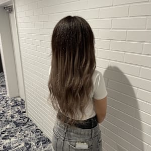 パールベージュ