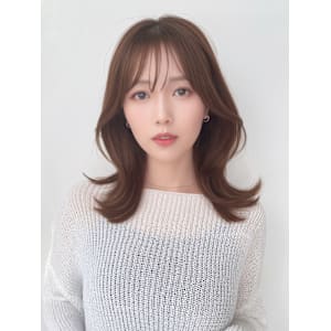 大人美人/外ハネボブ/春カラー/くびれミディアム/20代30