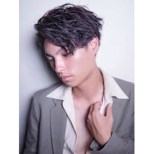 ガイルヘア　かき上げ　刈り上げ　ツイストスパイラルパーマ