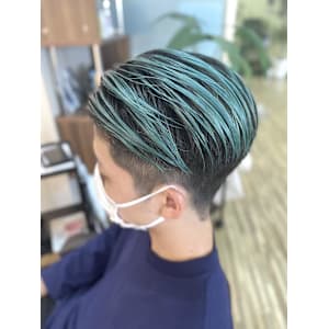 ツーブロック＋エメラルドグリーン