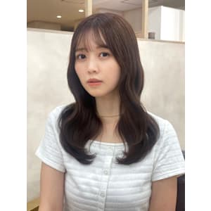 ブリーチなしカラー　艶感　ピンクベージュカラー　くびれミディ