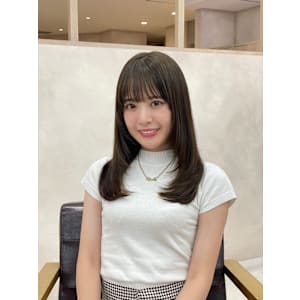 大人ガーリー透明感くすみカラーオリーブベージュ