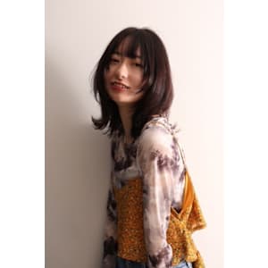 顔周りレイヤーカット/韓国風ヘア