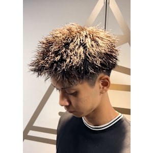 スパイキーショートメンズショート刈り上げツイストパーマ - Men's salon RISE TOKYO 渋谷店【メンズサロンライズトーキョーシブヤテン】掲載中