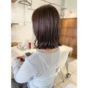 チョコレートブラウン