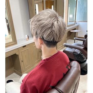 ホワイトベージュ