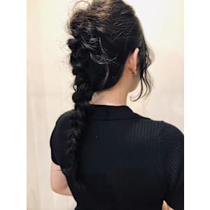 三つ編み/タイト