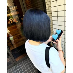 ブルーブラック×ミニボブ