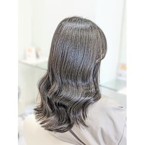 オリーブアッシュ レイヤーカット