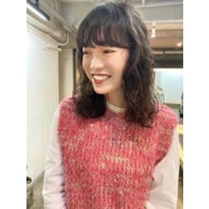 セミロングゆるめのウェーブパーマ