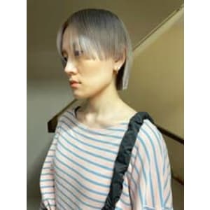 【White beige】ミニボブ_ツーブロック刈り上げ