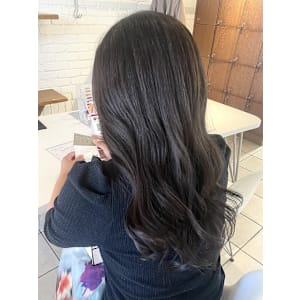 オリーブグレージュ？