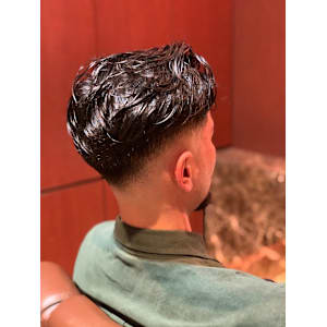 ビジネスマンスキンフェード