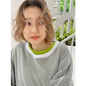 【beige】オンブレカラー_ボブ_センターパート