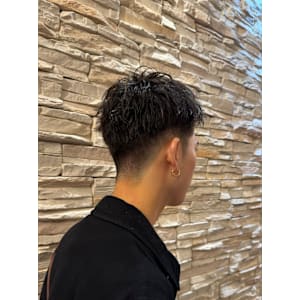 あなたの似合うがわかる！2ブロック刈り上げベリーショートヘア