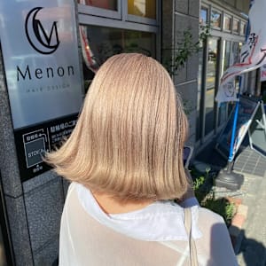 ブリーチ　ハイトーン　ベージュカラー