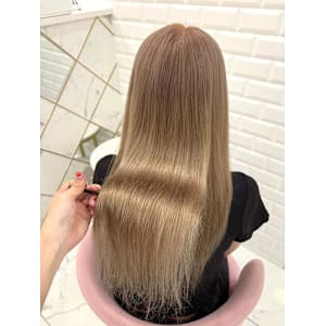 ブリーチ2~3回以上！ミルクティーベージュ＊まゆ