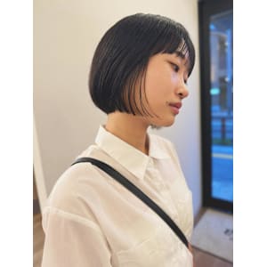 ボブ×インナーカラー