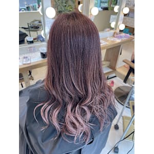 ピンクグレージュハイライト　（千田）