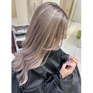 ［chii］ホワイトグレージュ/艶ハイトーン