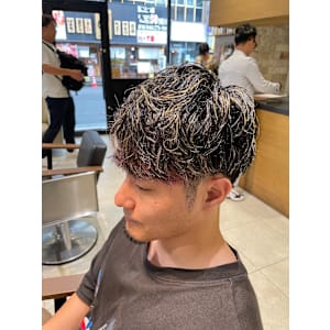 メンズショートパーマスタイル