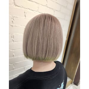 裾カラーグリーンミルクティーボブ