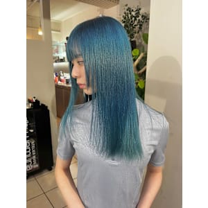 アイスミントカラー×切りっぱなしロブ