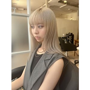 抜きっぱなしブロンドベージュ