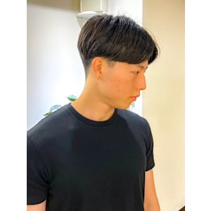 刈り上げセンターパート