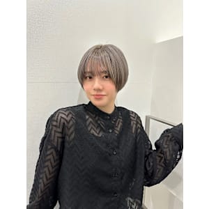 G ハイトーングレージュ