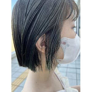 《cropes辻堂 阿部》ボブとオリーブグリーンとインナーと