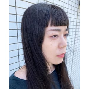 《cropes辻堂 阿部》モード系オン眉ぱっつんバング