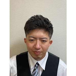 【ビジネスショート】ナチュラルパーマスタイル