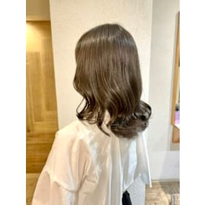 【Terrace】艶感ミディアム×グレージュ