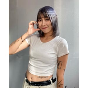 ステップボーンカットハイトーンスタイル