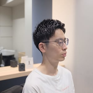 短髪でも躍動感を！カジュアルショート