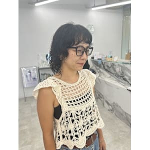 レイヤーカット/ミディアムパーマ/ウェットヘア