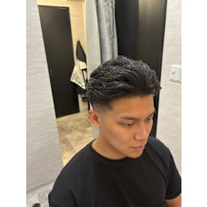 決めすぎないオールバック