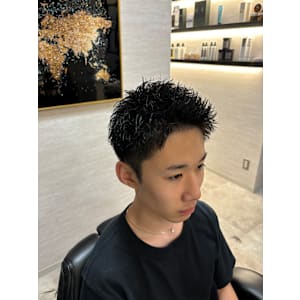 スパイキーショート